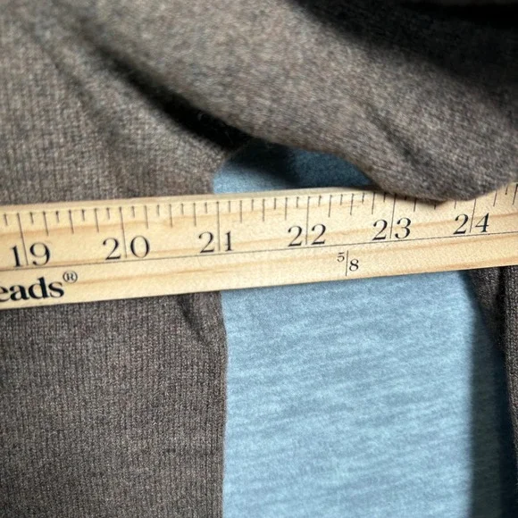 Quince Mongolian Cashmere Full Zip Hoodie Women's L Brown Soft Travel NEW - Picture 7 of 8